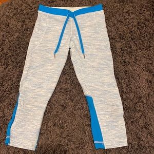 Lululemon cropped leggings size 4